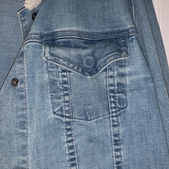 Jean Jacket with sherpa collar - Picture 3 of 5